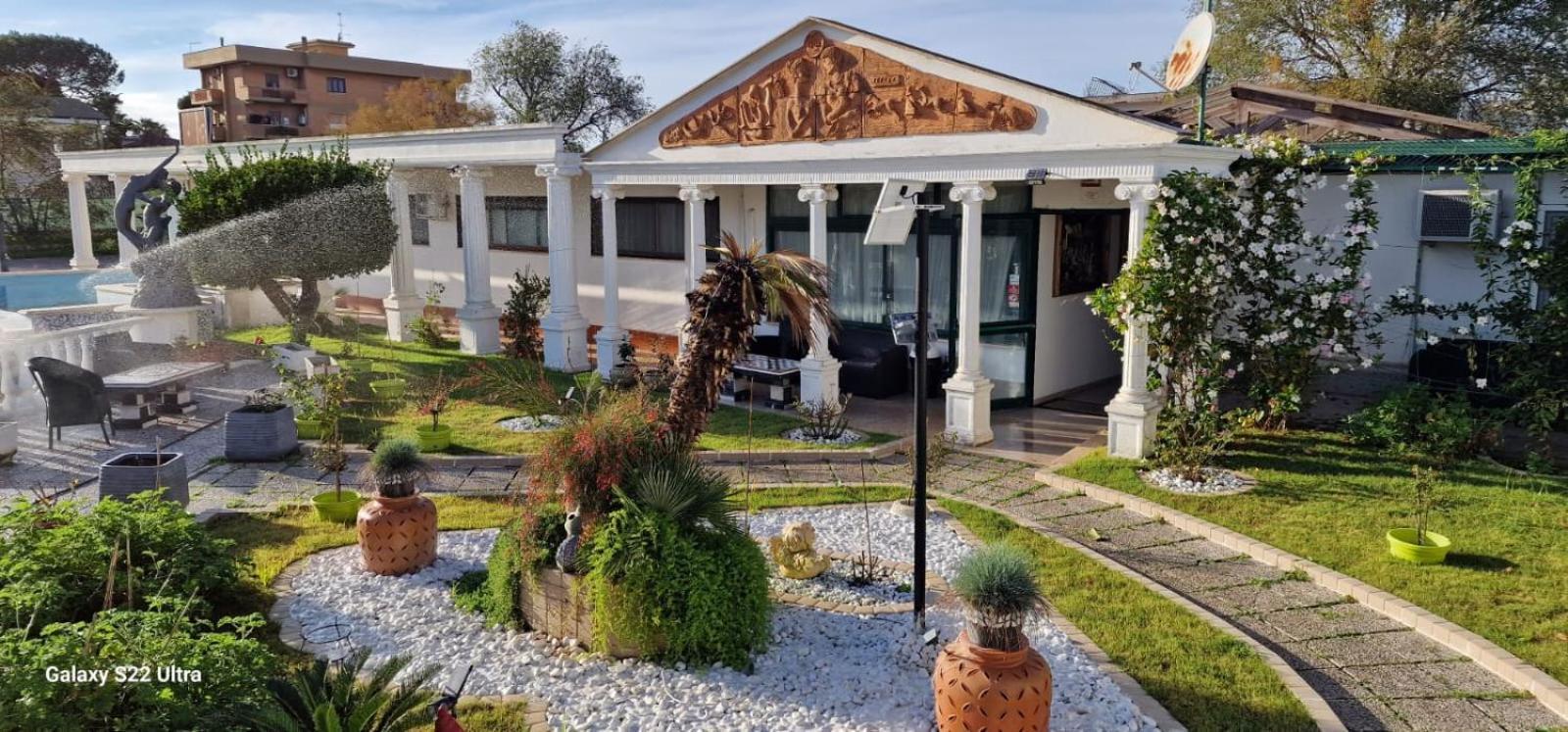 Hotel Chopin Fiumicino Exterior photo