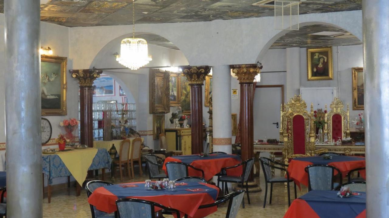 Hotel Chopin Fiumicino Exterior photo